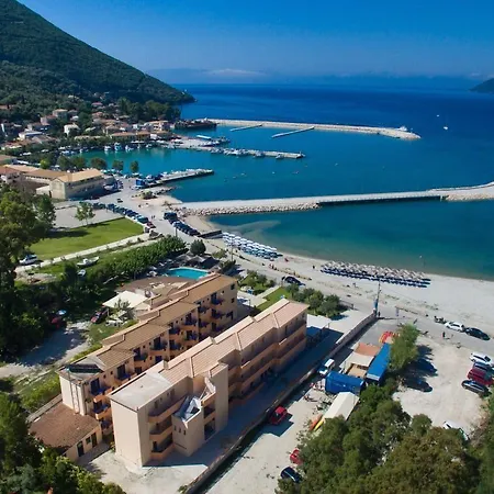 Akroyiali ホテル 2*