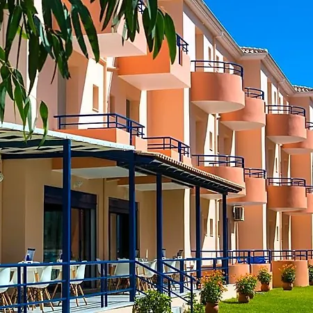 Hotell Akroyiali 2*
