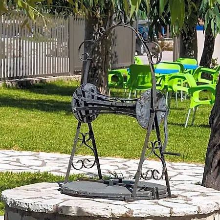 Akroyiali 2* Vassiliki